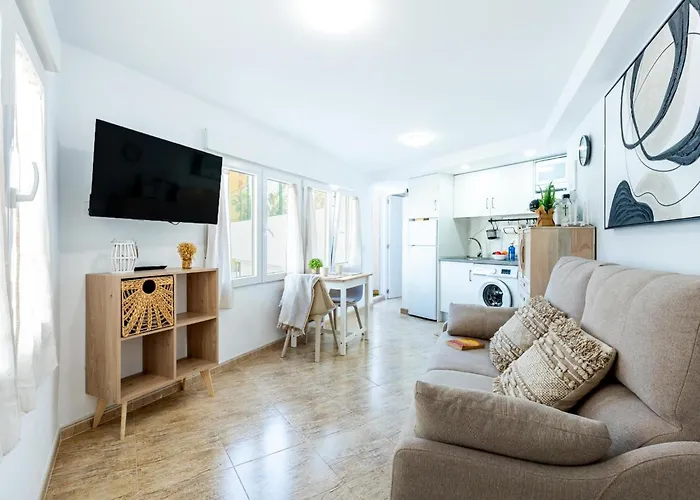 شقة 2b. Cozy Flores Big Terrace With Pool