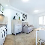 2b. Cozy Flores Big Terrace With Pool Апартаменты *