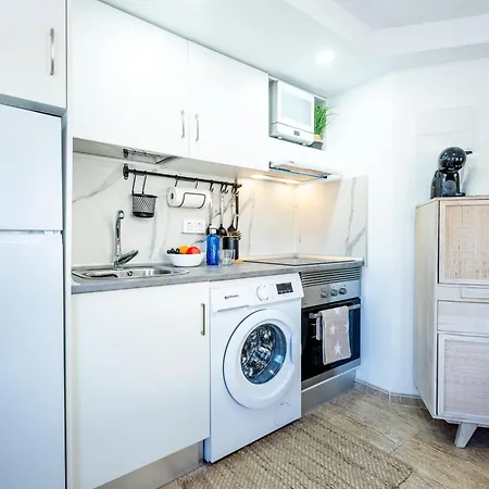 2b. Cozy Flores Big Terrace With Pool