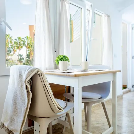 2b. Cozy Flores Big Terrace With Pool Адехе