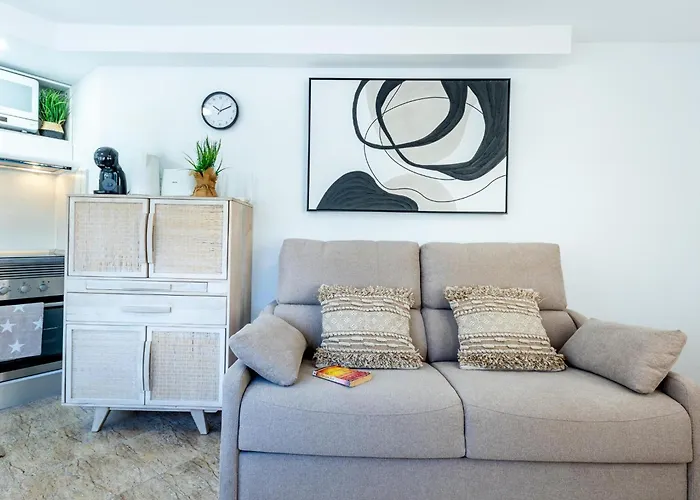 2b. Cozy Flores Big Terrace With Pool Apartment *